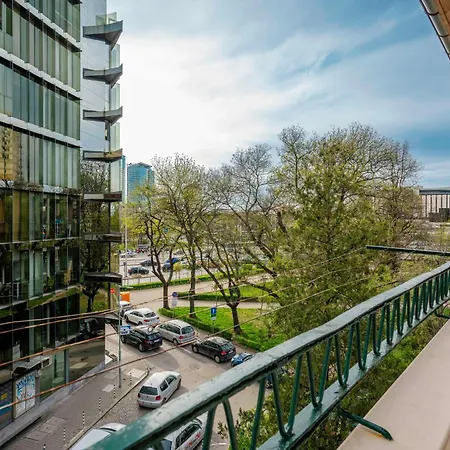 Appartamento New With The View - 2bd Bright Flat Near Ndk *