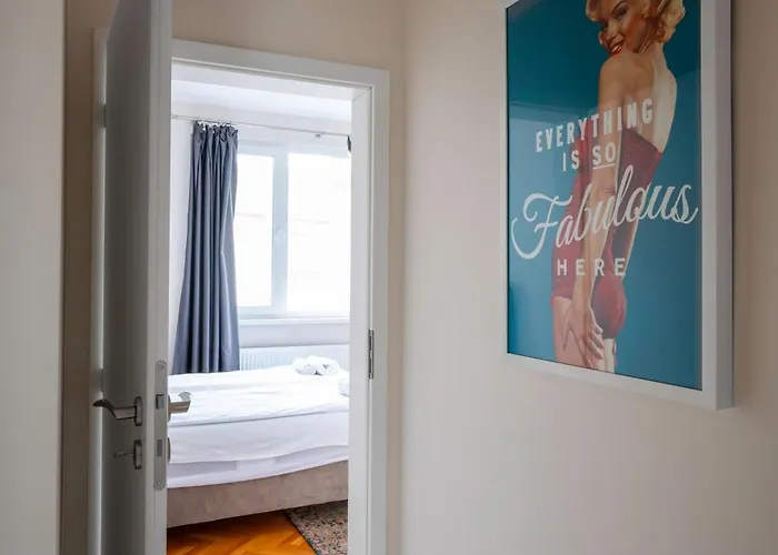 New With The View - 2bd Bright Flat Near Ndk Appartement *